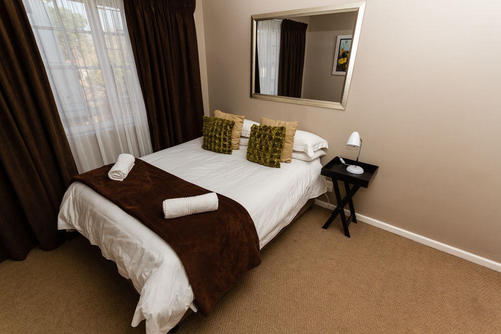 The Blue Lotus Guest House Port Elizabeth Exteriör bild